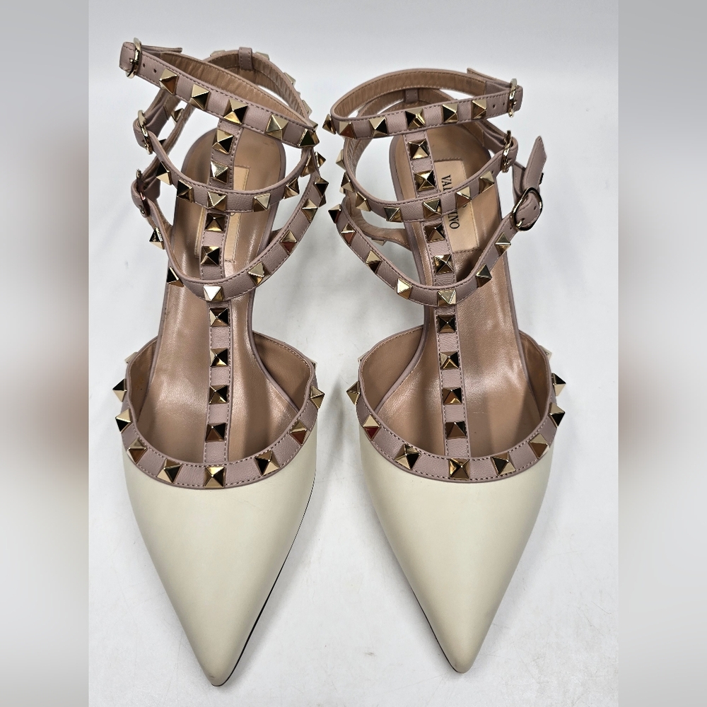 Valentino Rockstud Pumps - 38 - Picture 4 of 16